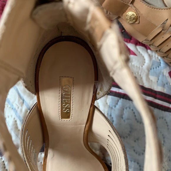 Guess strappy heels, peep toe, gladiator style, US 7, EUC, camel, sexy, neutral - Picture 7 of 12